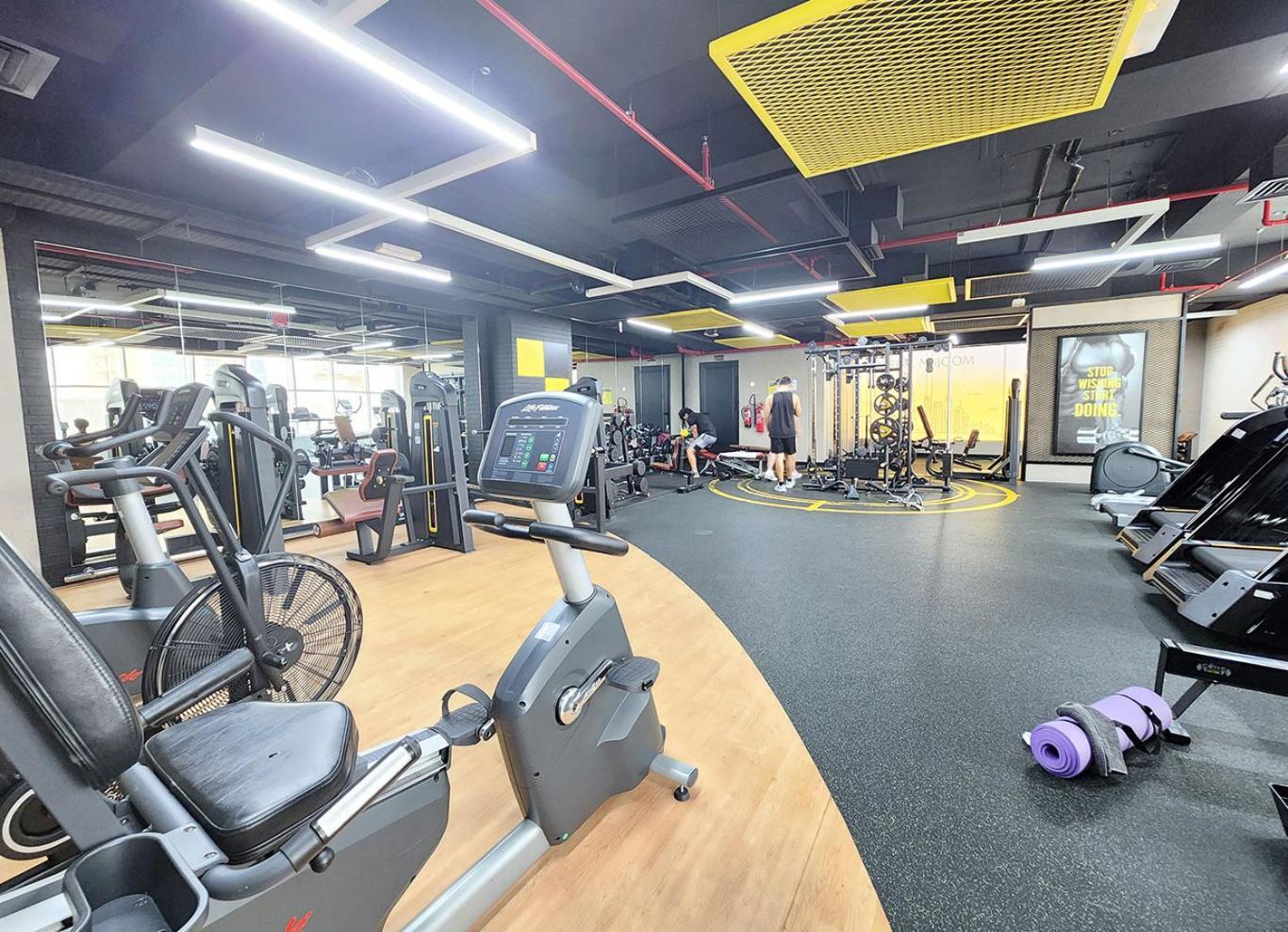 Rh- Prime Location, Spacious 2br, Walk To Mall Dubai