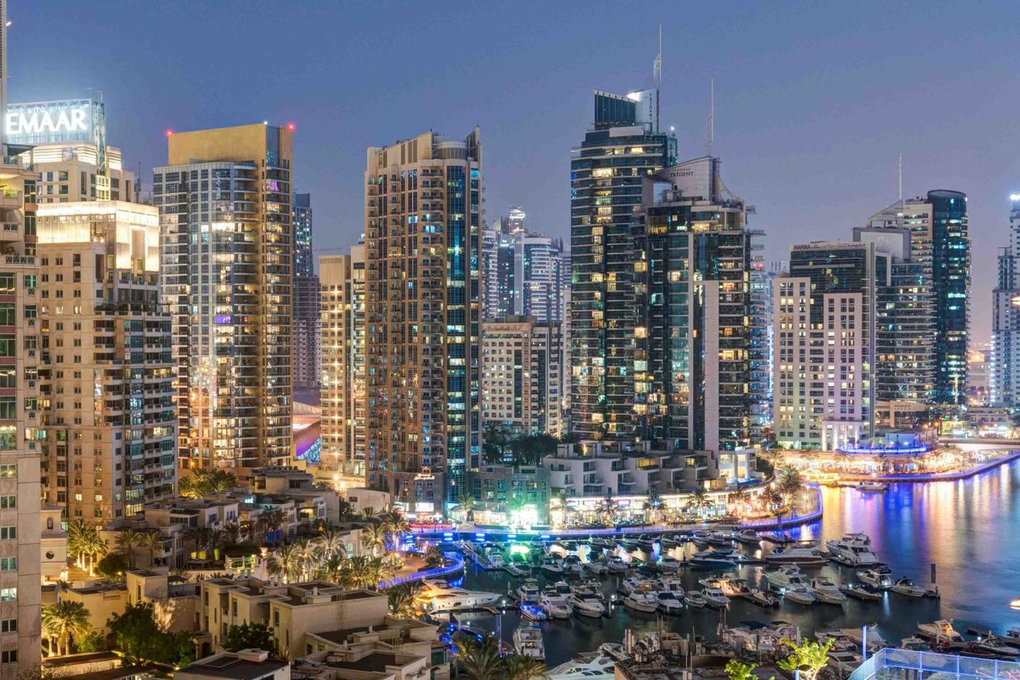 Marina Heights Tower 2 Bhk With Lavish View Apartamento