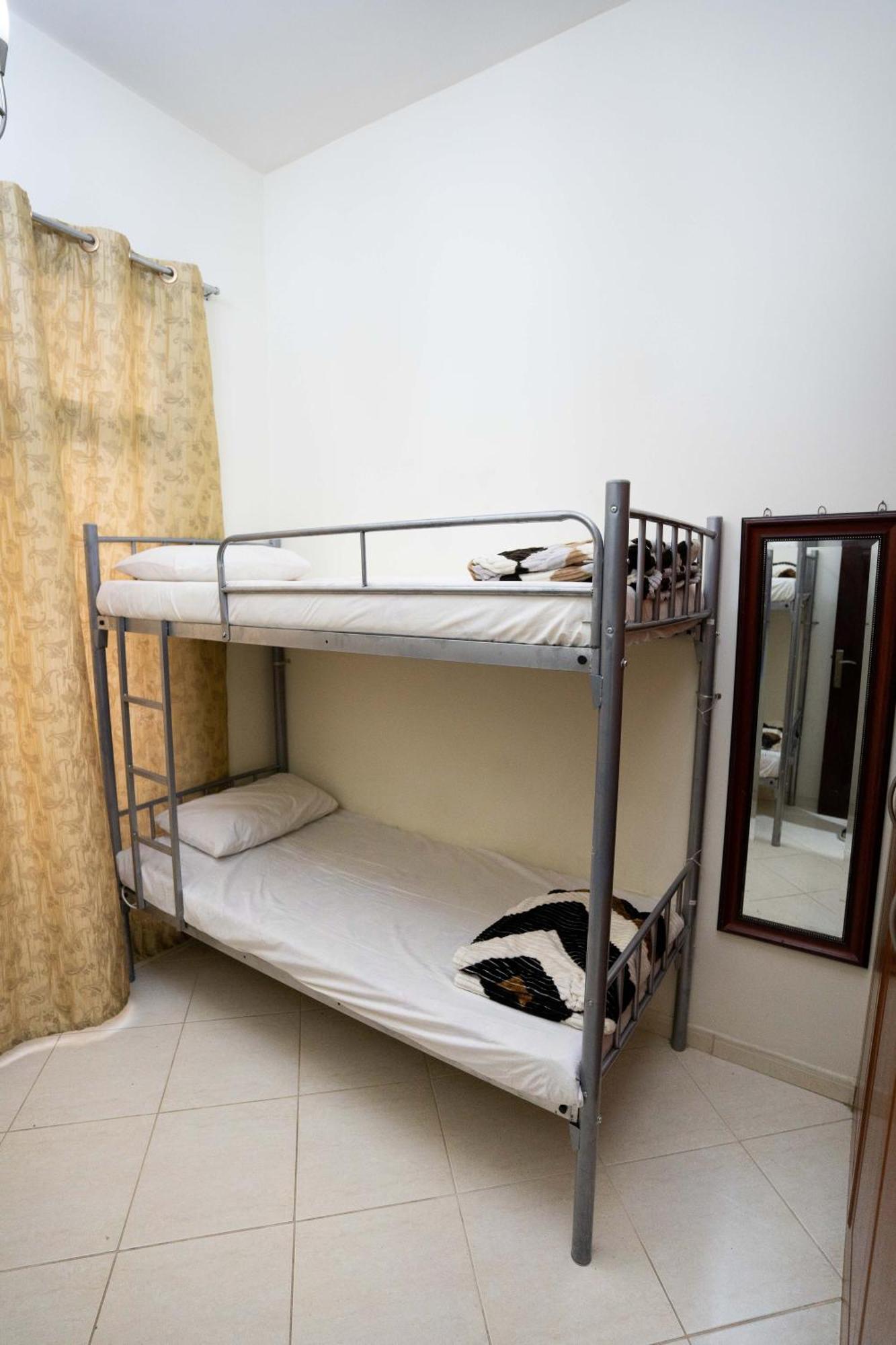 Robin For Boys Hostel *