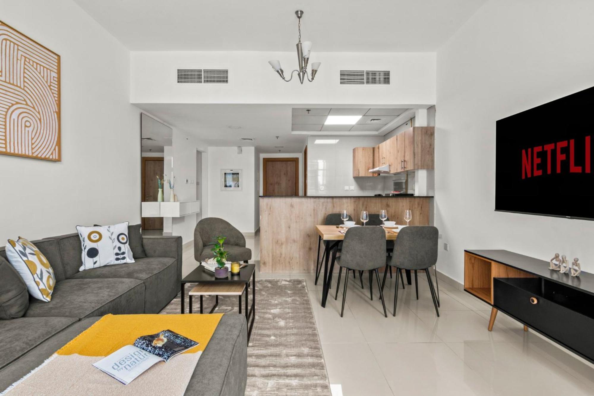 Lavish 2br With Charming Marina View Appartement