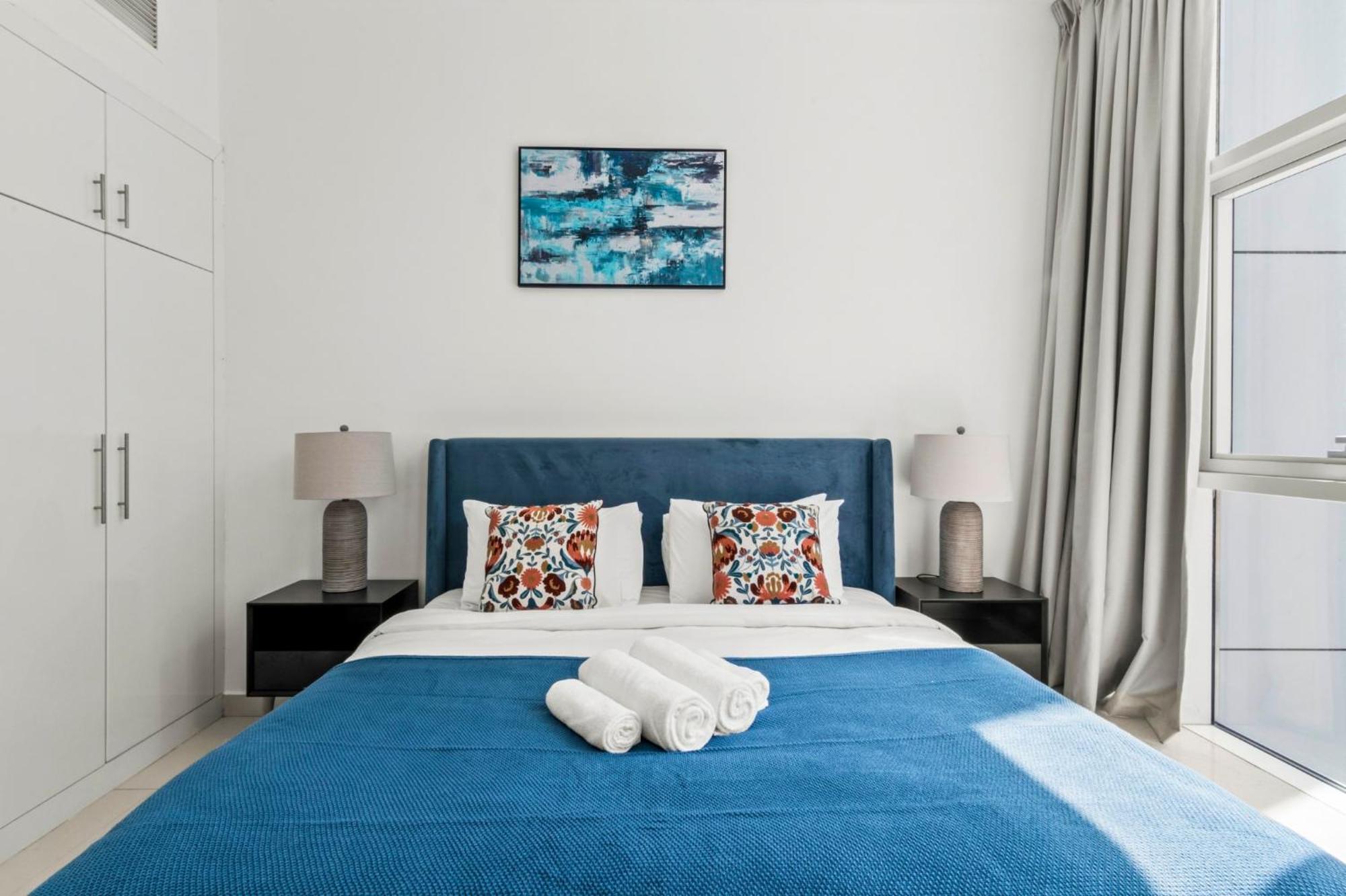 Lavish 2br With Charming Marina View * Dubaï