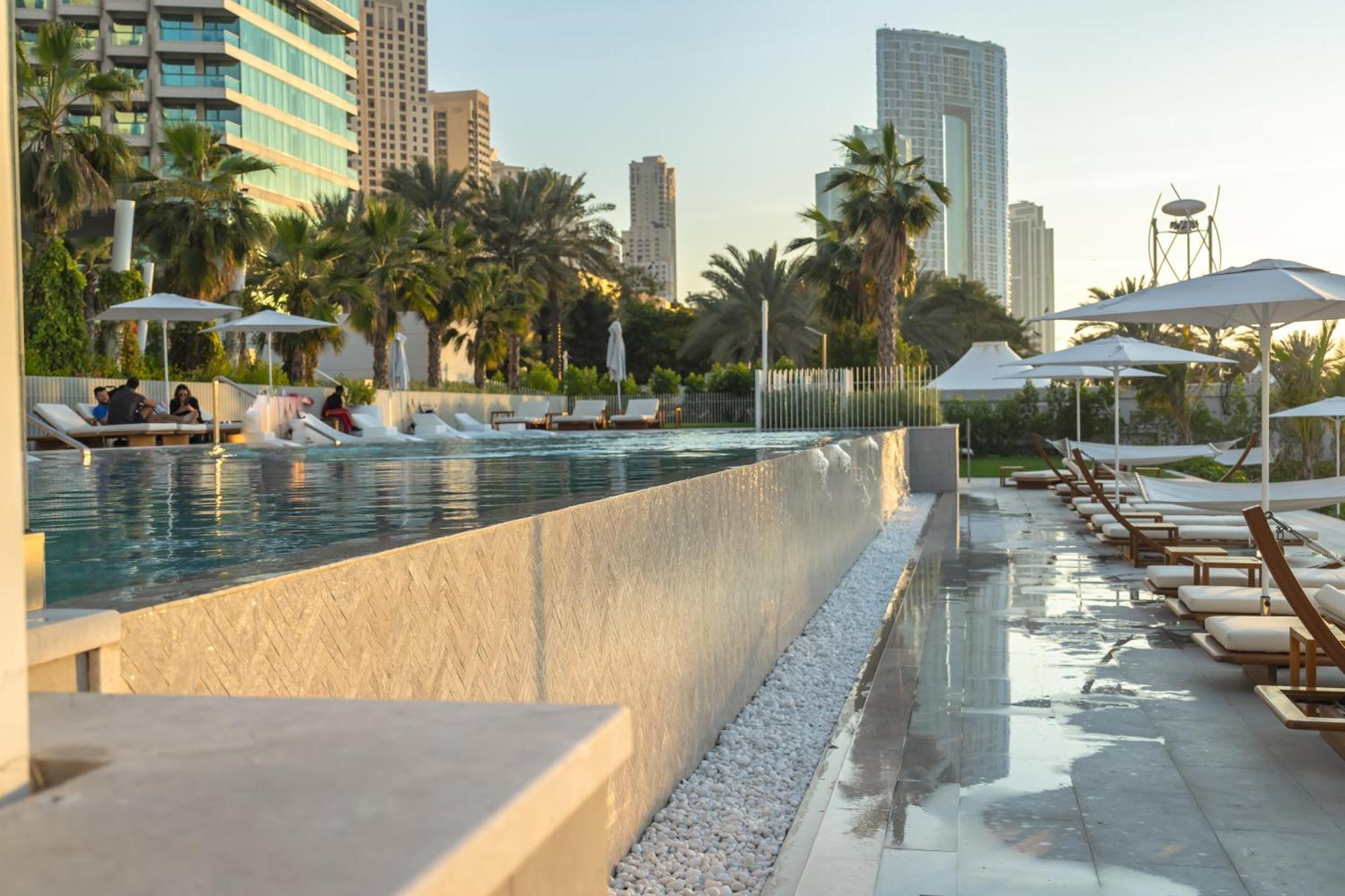 Magical Jbr With Private Access! Appartement
