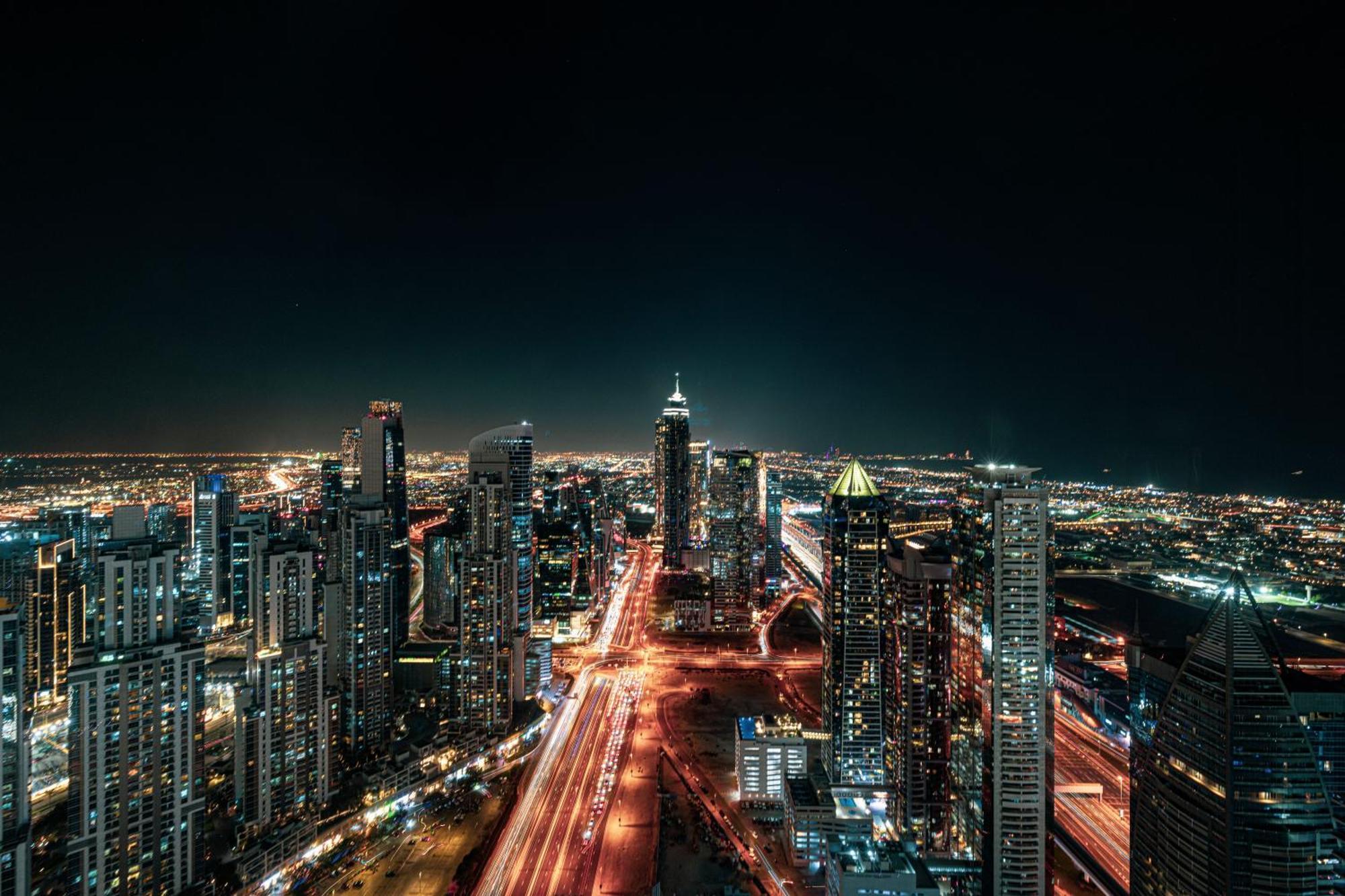 Burj View 64th Floor Infinity Pool - Corner Unit