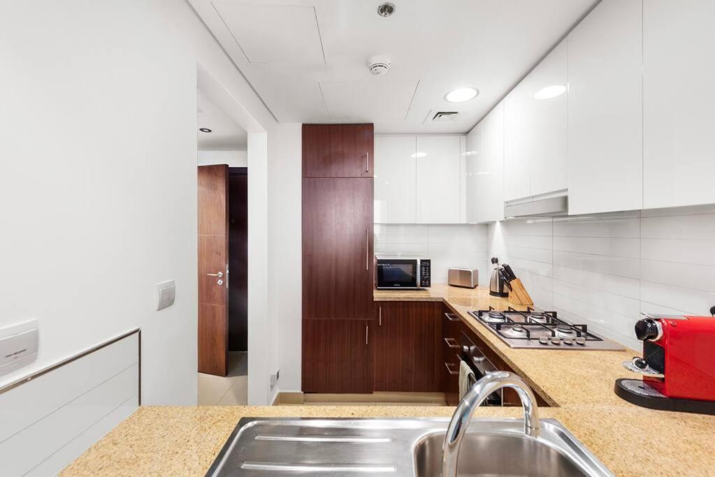First Class 1br Beautifully Furnished Dubái