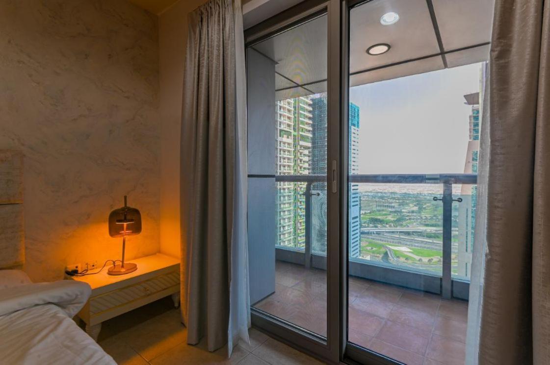 Elegant 1br In Princess Tower, Marina - - Ahlan Hh Appartement *