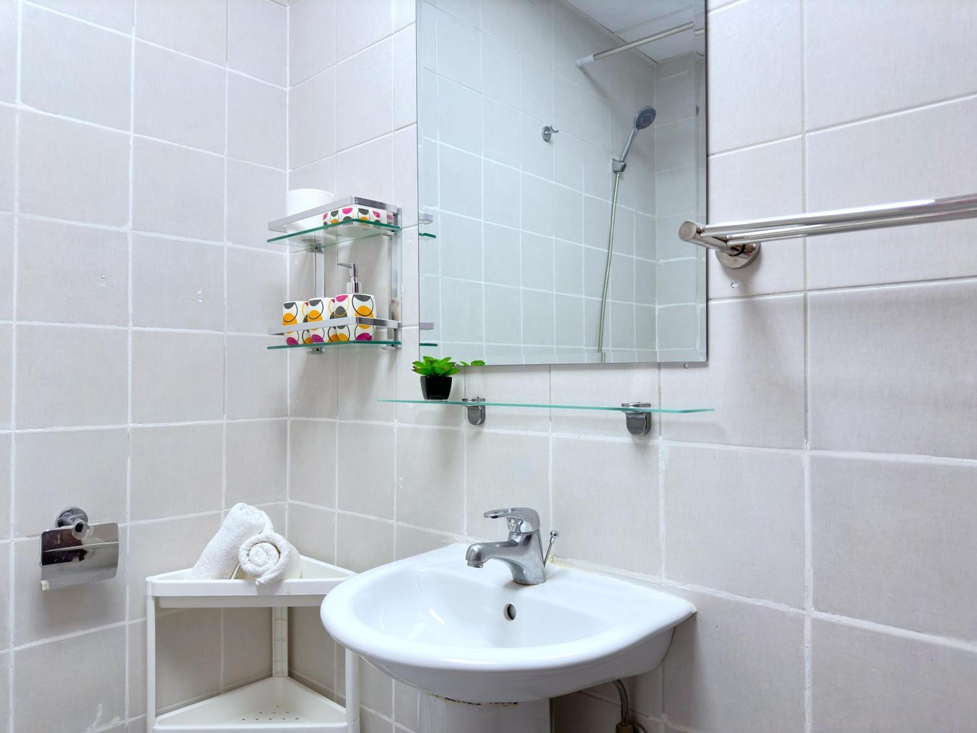 Lxury Brand New W/ Balcony And Marina View Apartament *