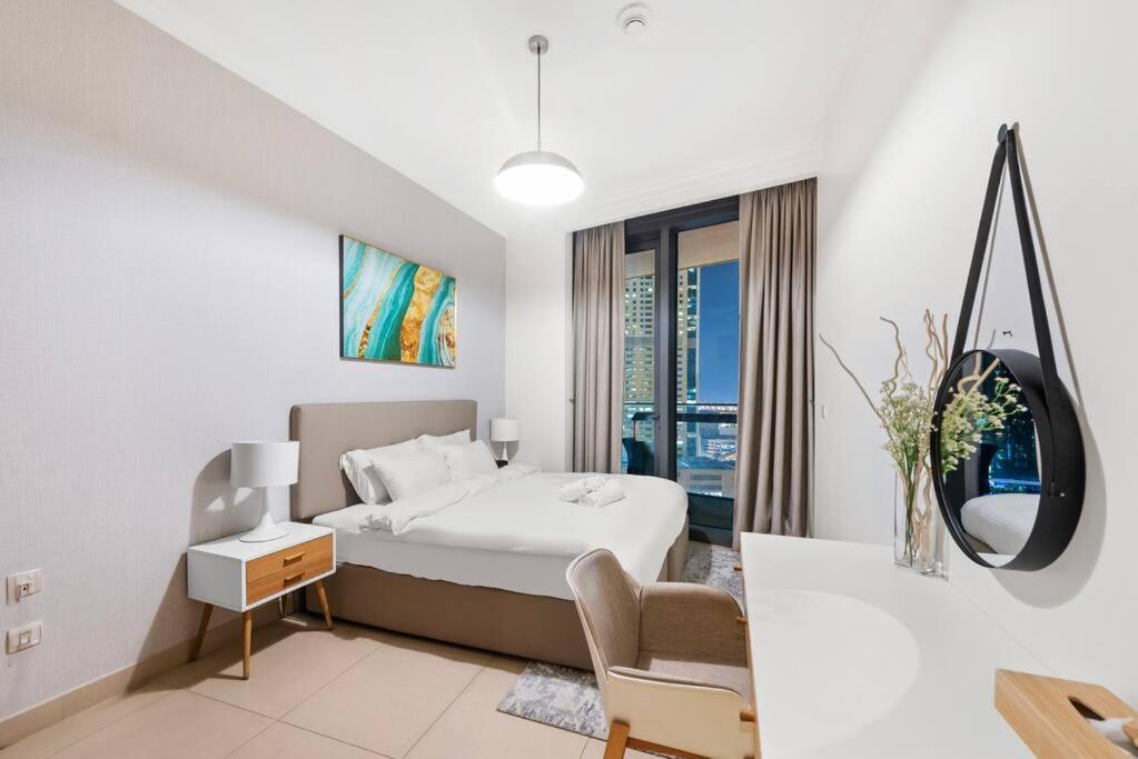 First Class 1br Beautifully Furnished Dubái