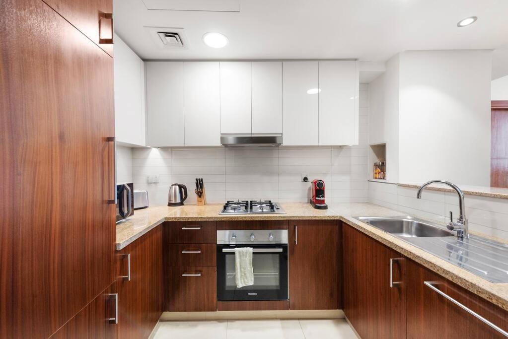 First Class 1br Beautifully Furnished * Dubái