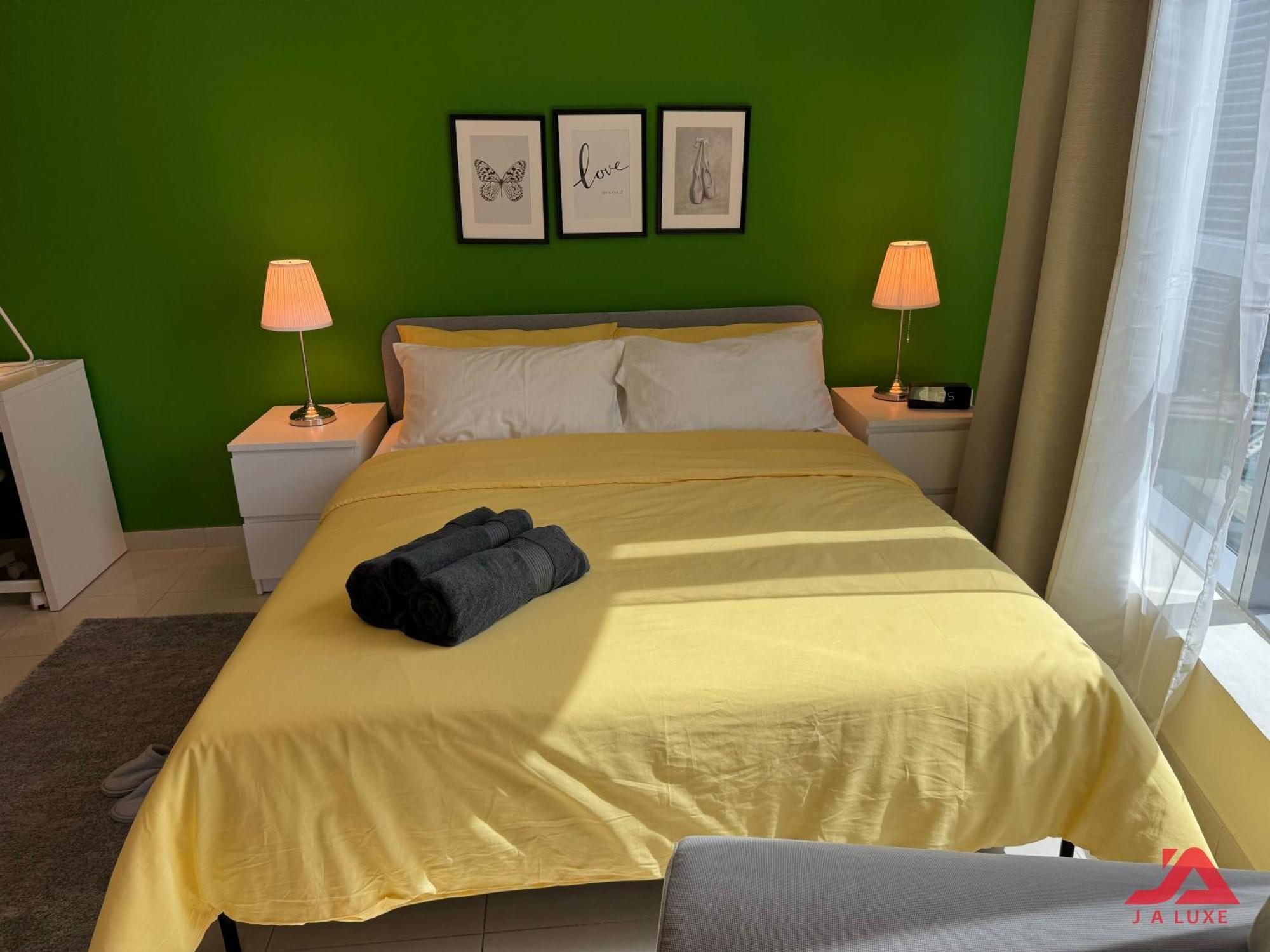 Elegant Marina & Sea View Studio In Bay Central Tower, Marina With Modern Gym & Pool, Steps To Jbr Beach & Metro Apartamento *