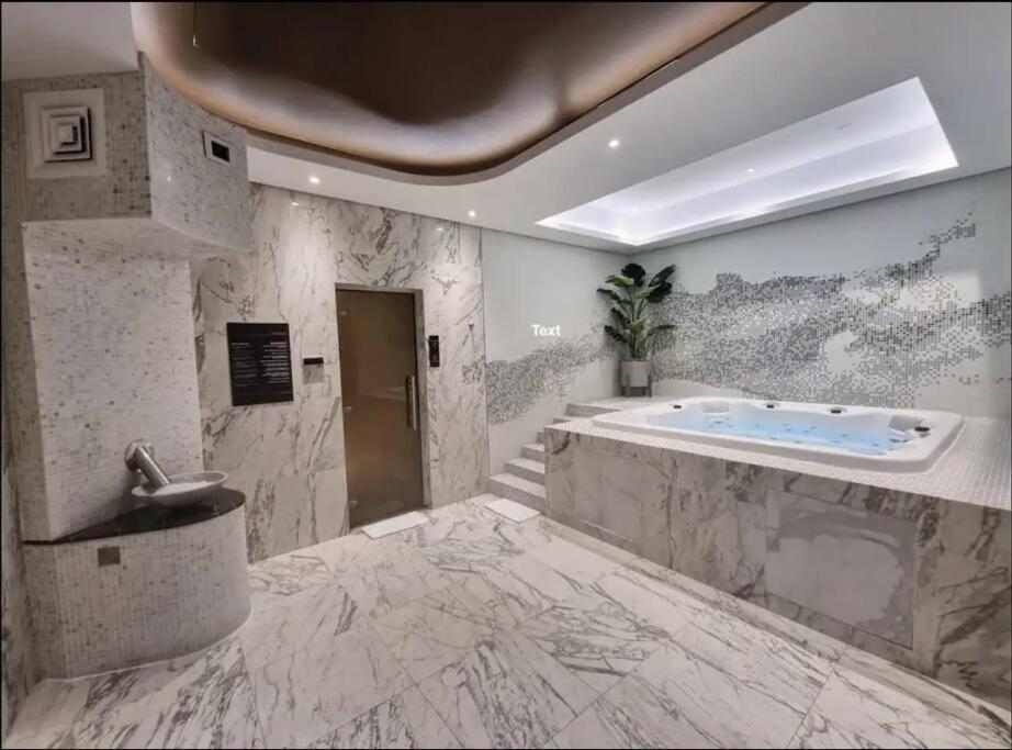 Chic One Bedroom With Full Sea View Dubaï