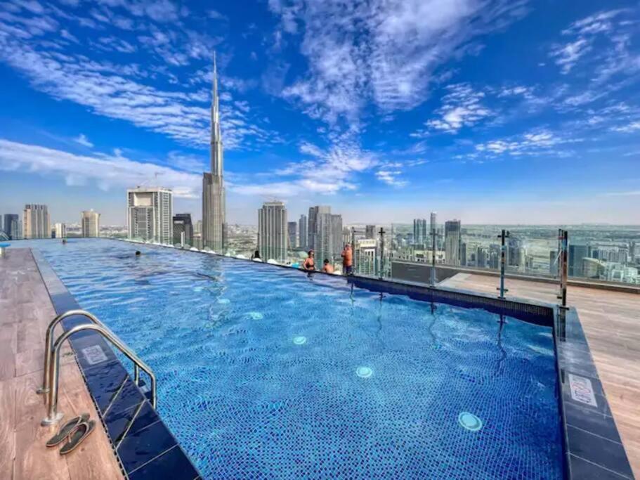 Appartement Chic One Bedroom With Full Sea View Dubaï