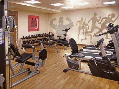 Hotel Mena Plaza Albarsha 4*