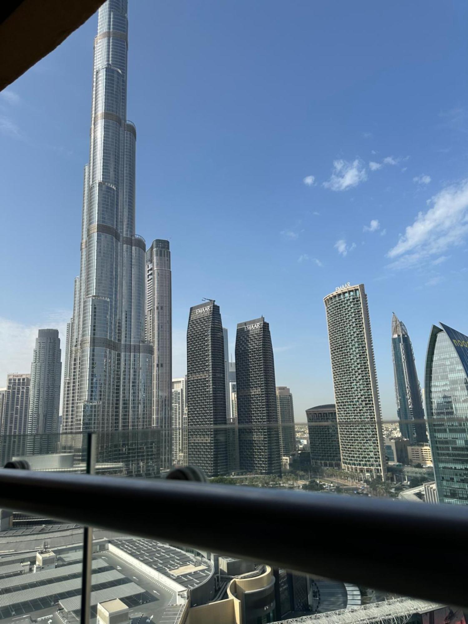 Luxurious Mall Studio With Stunning Burj Khalifa Views Dubaï