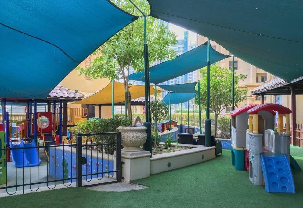 Frank Porter - Rimal 3 * Dubai
