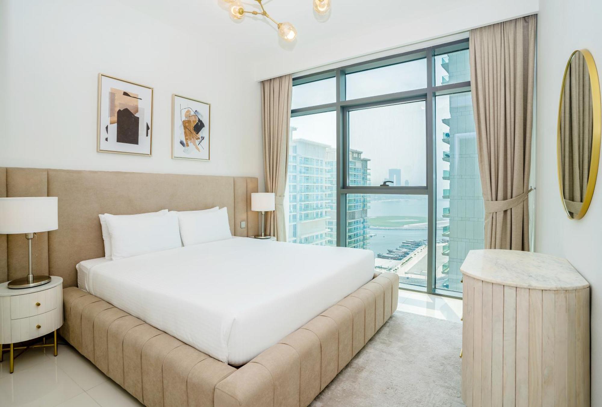 Homesgetaway-luxury 2br In Vista Tower 2 * Dubai