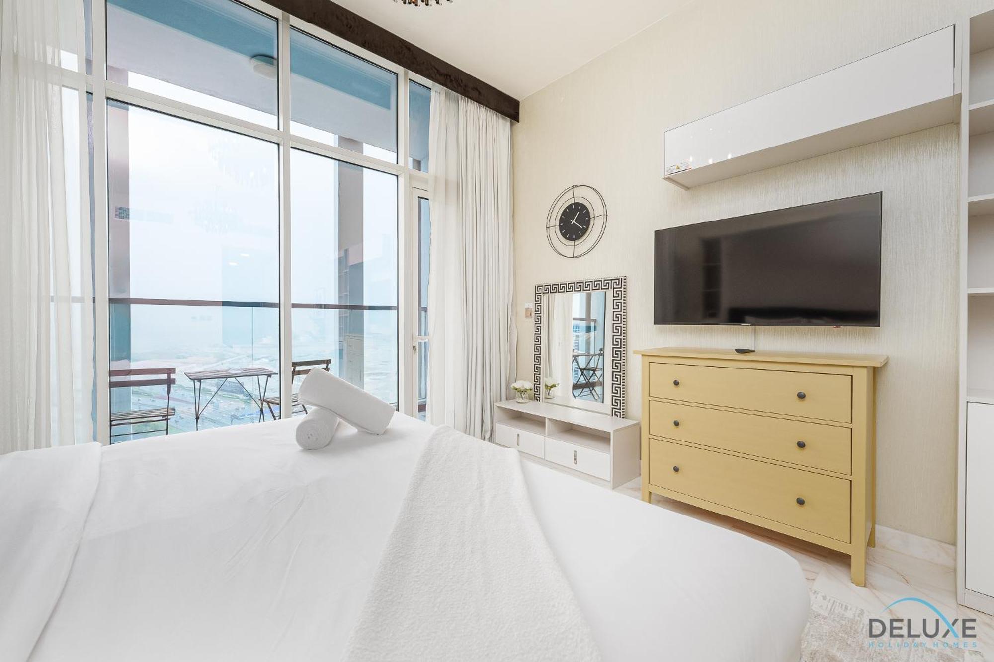 Rate Of The Week Modern With Canal Views By Deluxe Homes Dubái