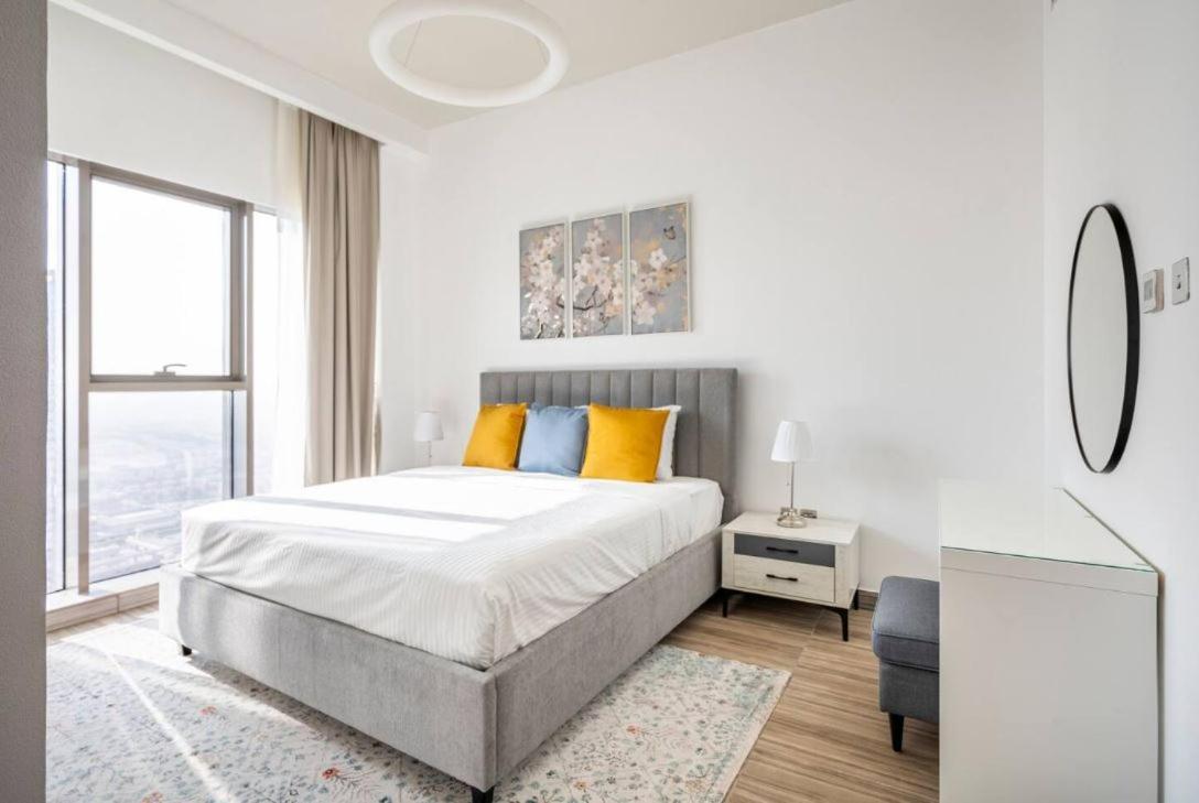 One Bed Mbl Jlt Appartamento