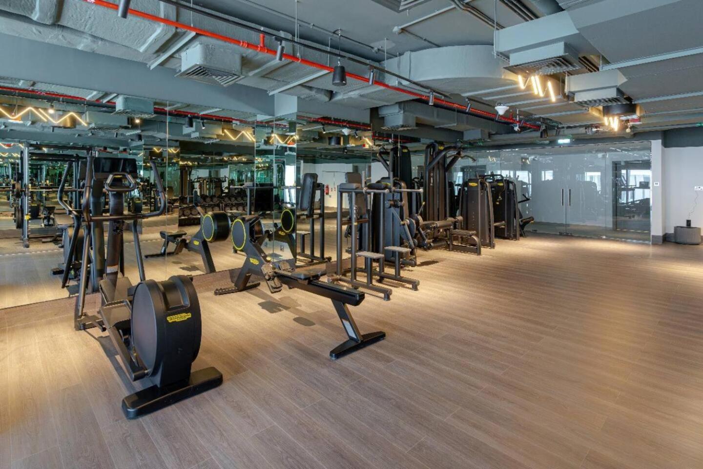 Glamorous Studio! Walk To Burj Khalifasleep 3! Dubai