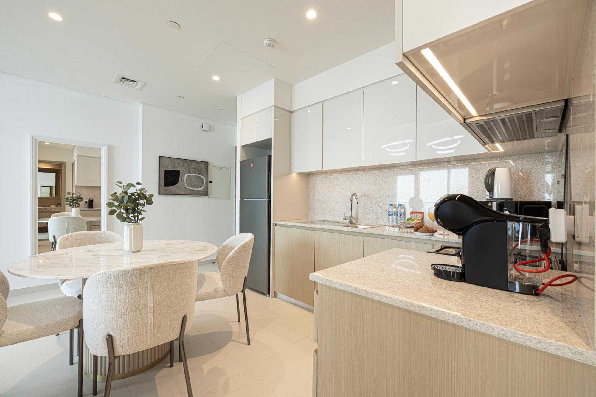 Smartstay At Burj Royale - Unique Downtown Views - Brand New Luxury Dubaï