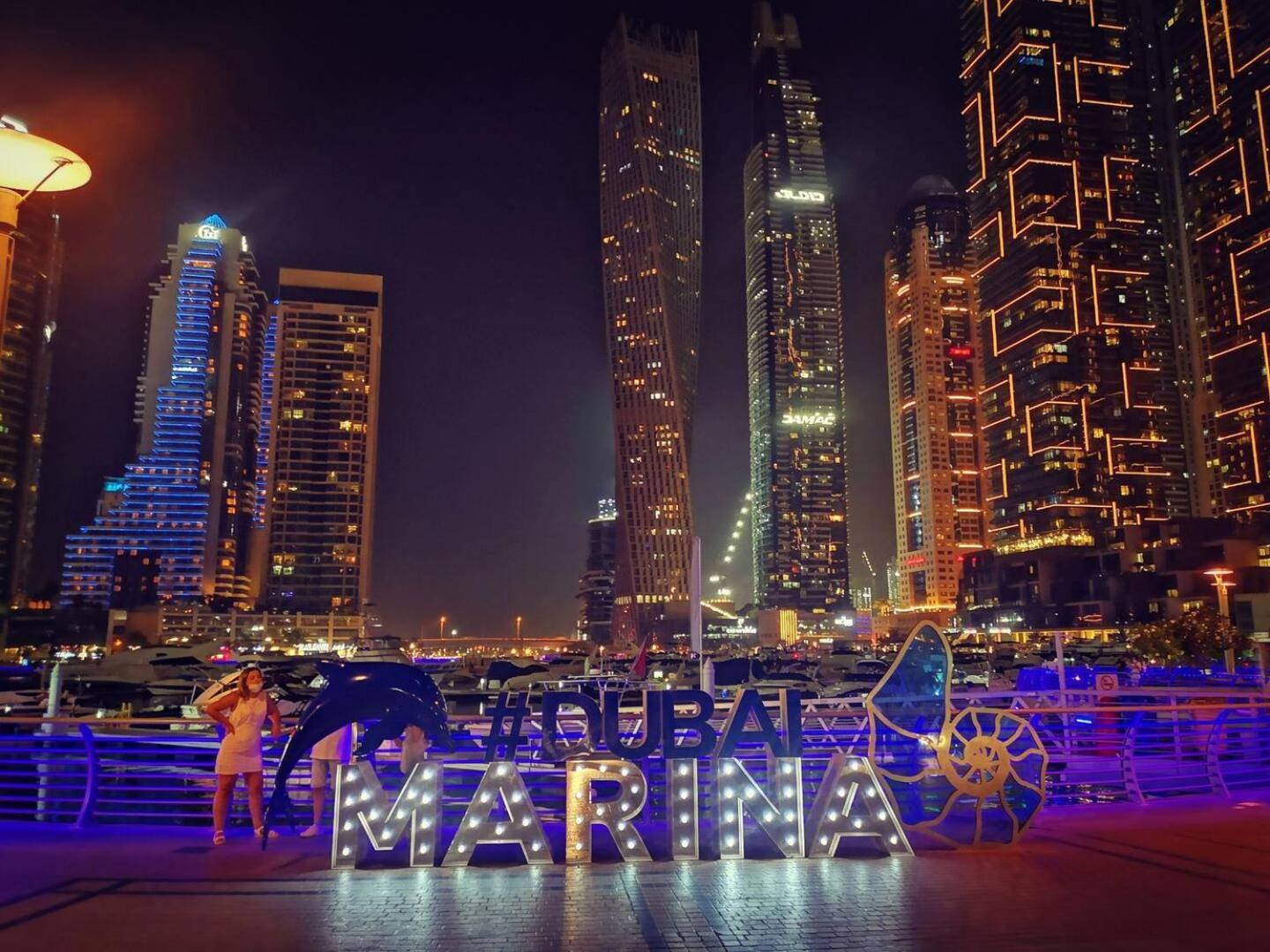 Cayan Tower Marina - By Of Choice