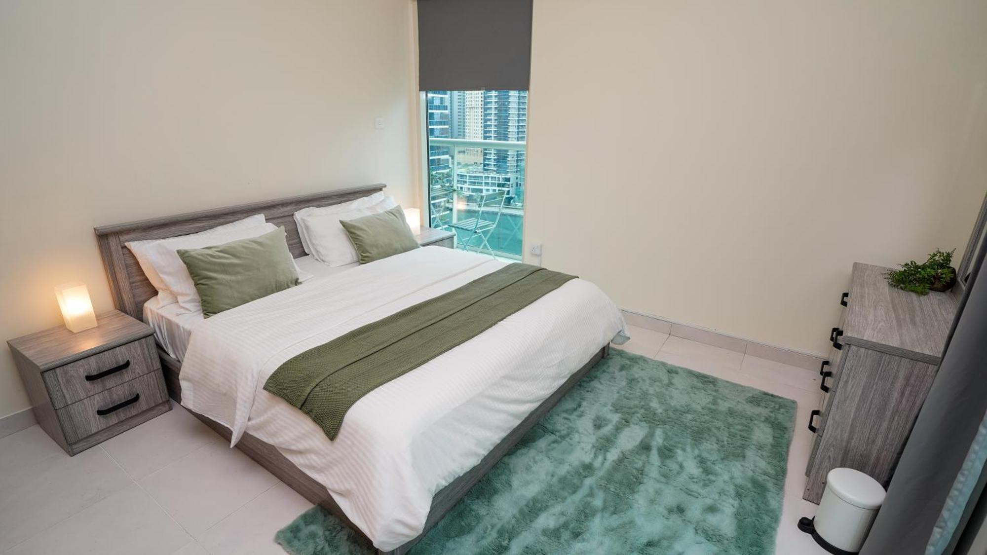 Marina View 2 Bedrooms Apartment-gladiolus-by Grand Vista Dubái