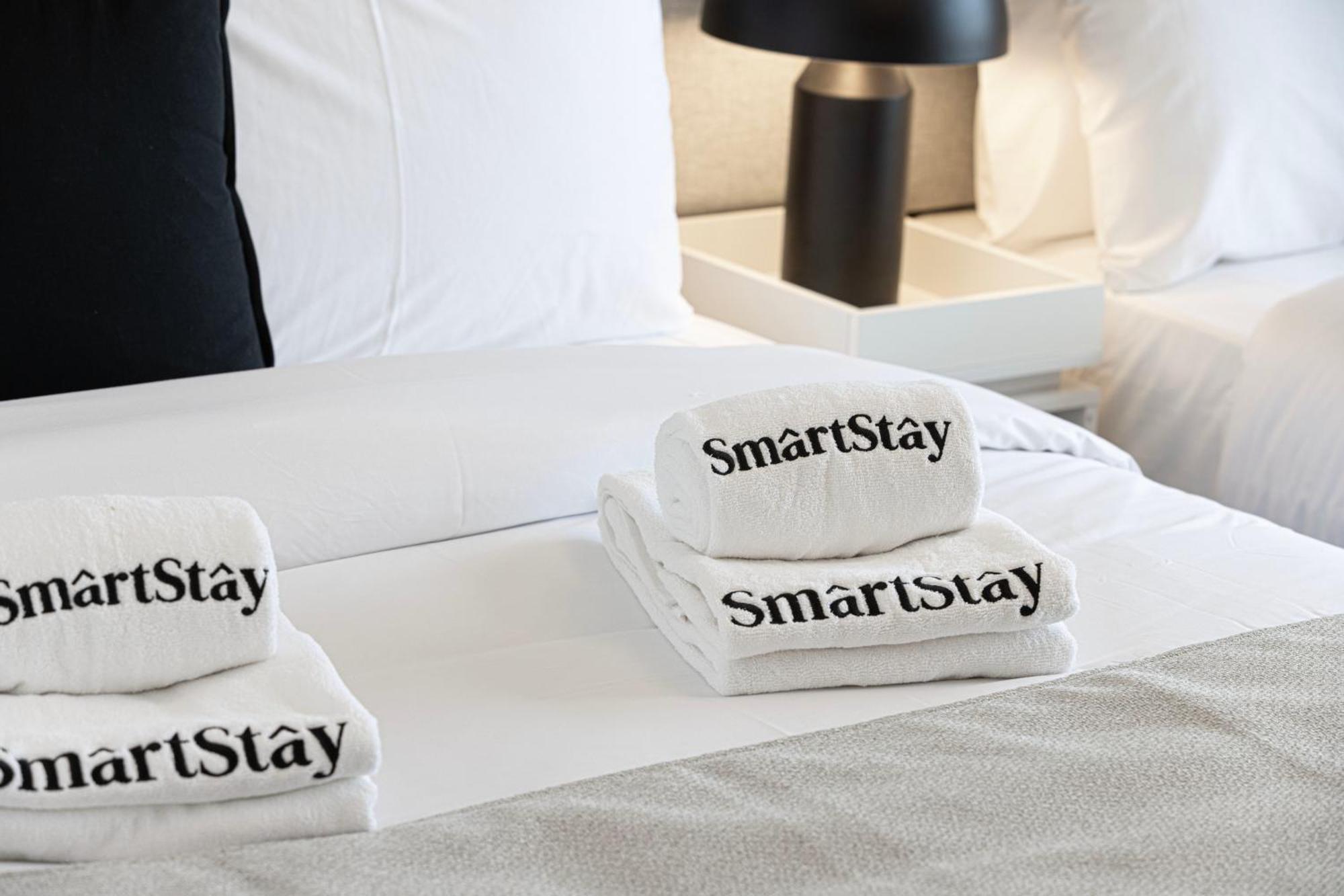 Smartstay At Burj Royale - Unique Downtown Views - Brand New Luxury * Dubaï