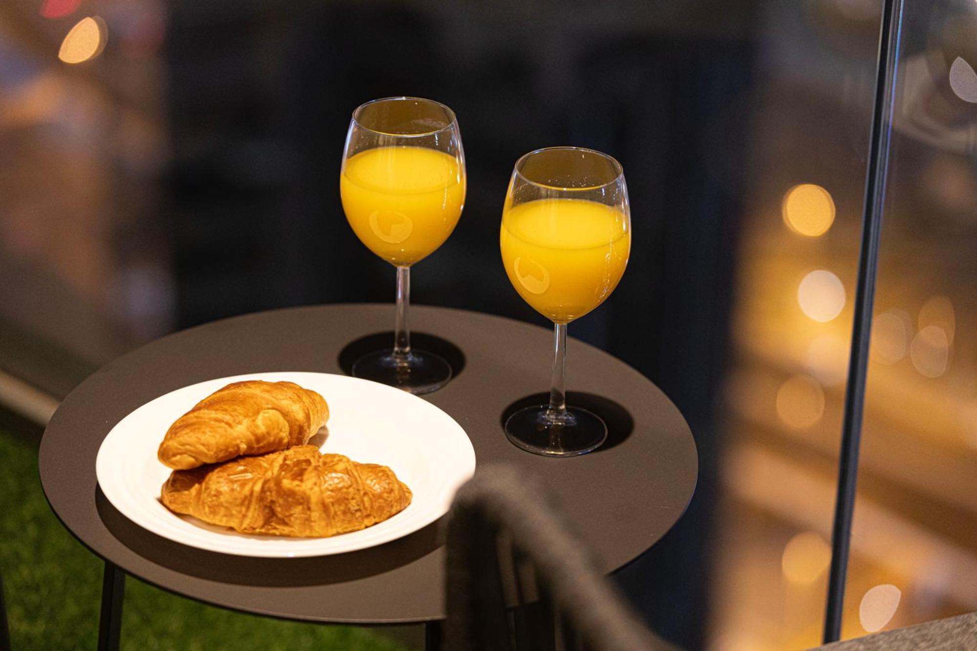 Smartstay At Burj Royale - Unique Downtown Views - Brand New Luxury Appartement *