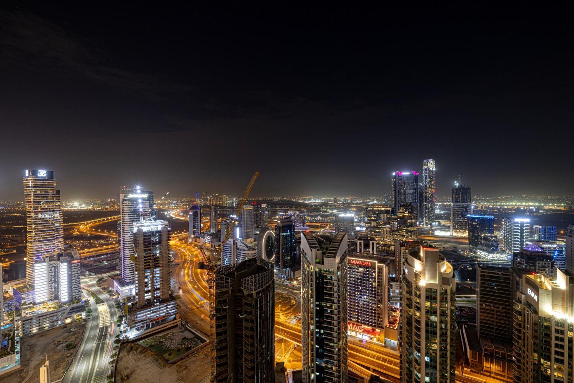 Smartstay At Burj Royale - Unique Downtown Views - Brand New Luxury Dubaï