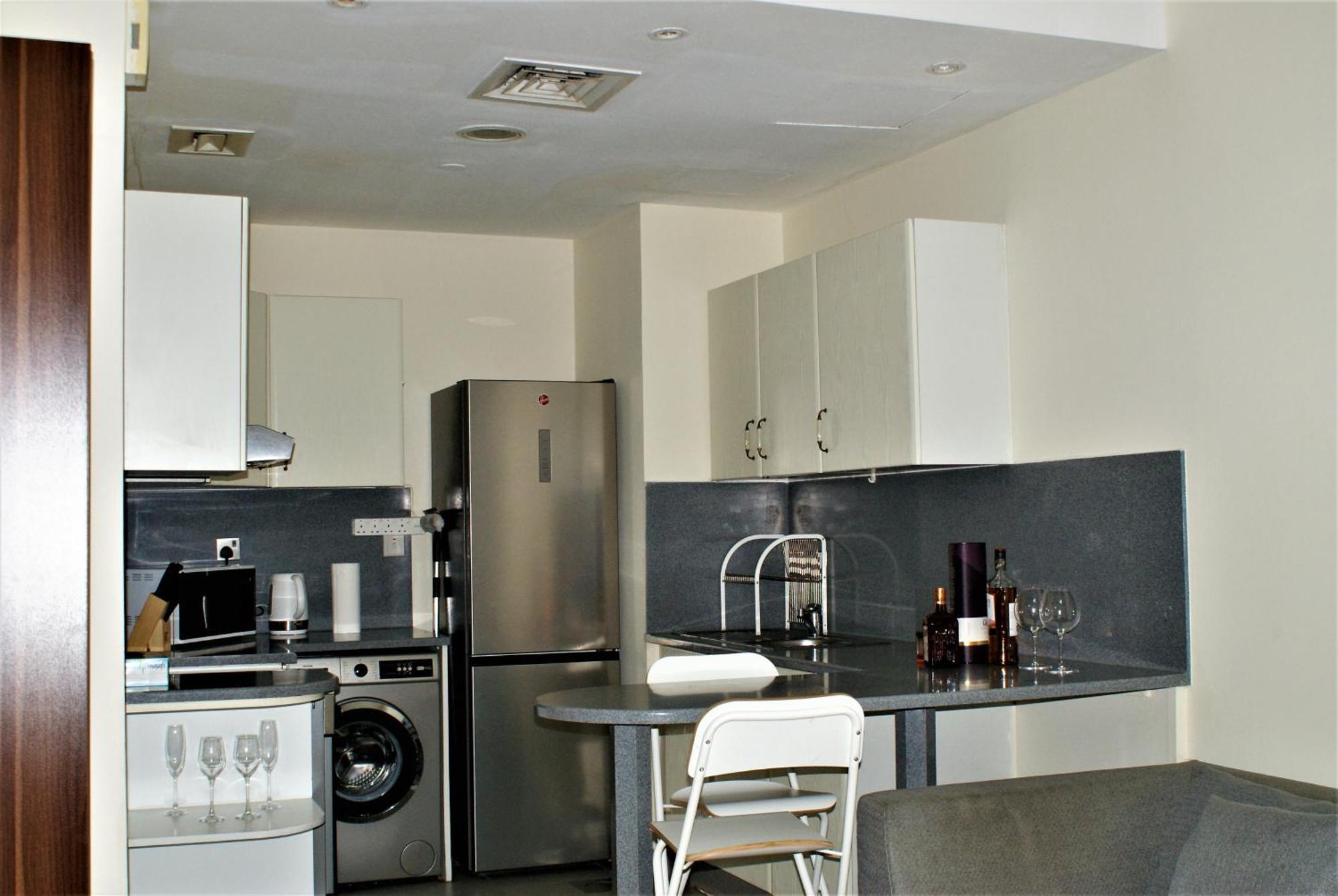 - Cozy, Very Accessible And So Near To Train Station Apartamento *