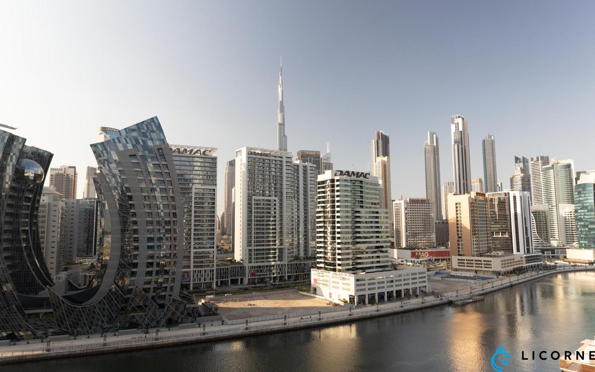 Apartamento Prime Spacious 2 Bedroom Apt, Burj Khalifa & Canal View - Scala Tower