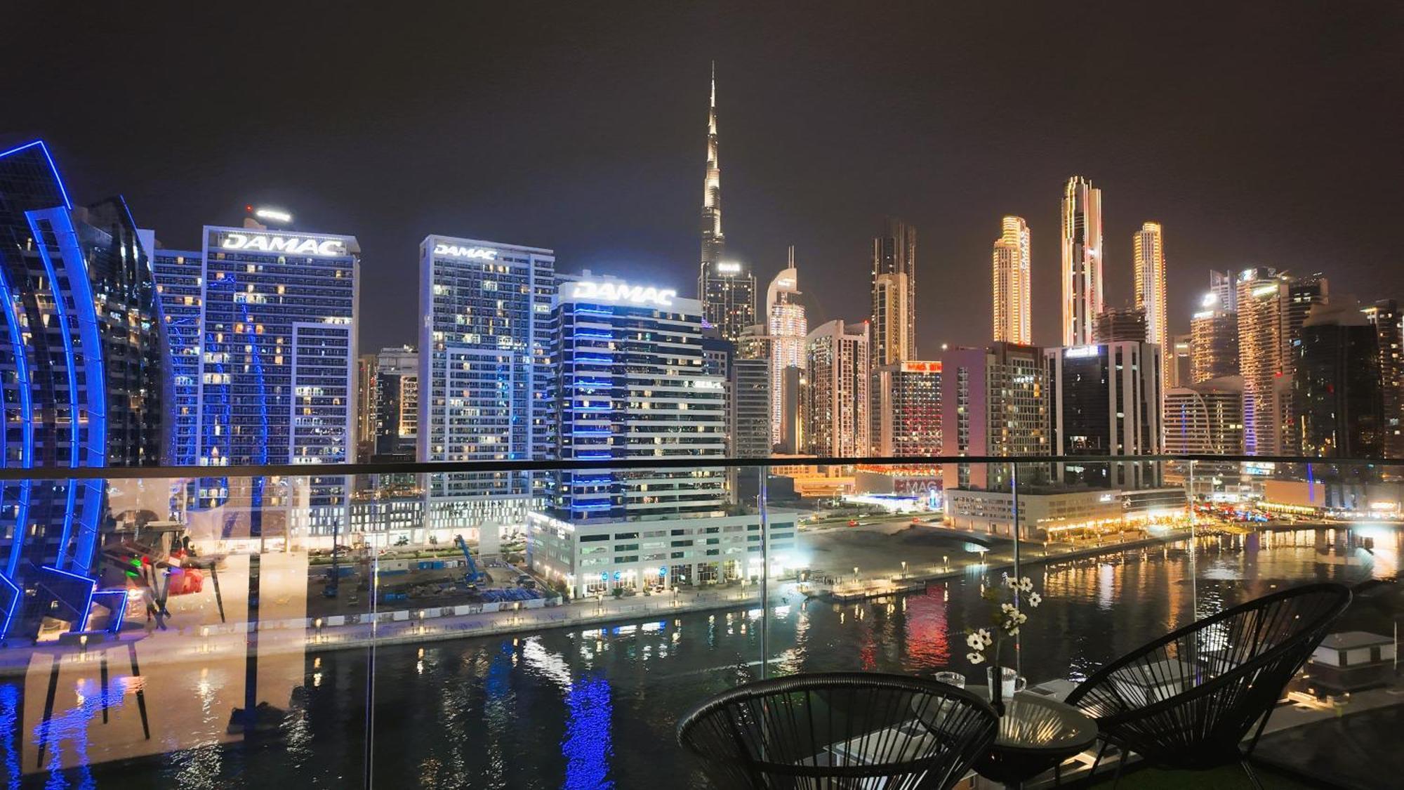 Skyline Retreat With Burj Khalifa View Apartamento