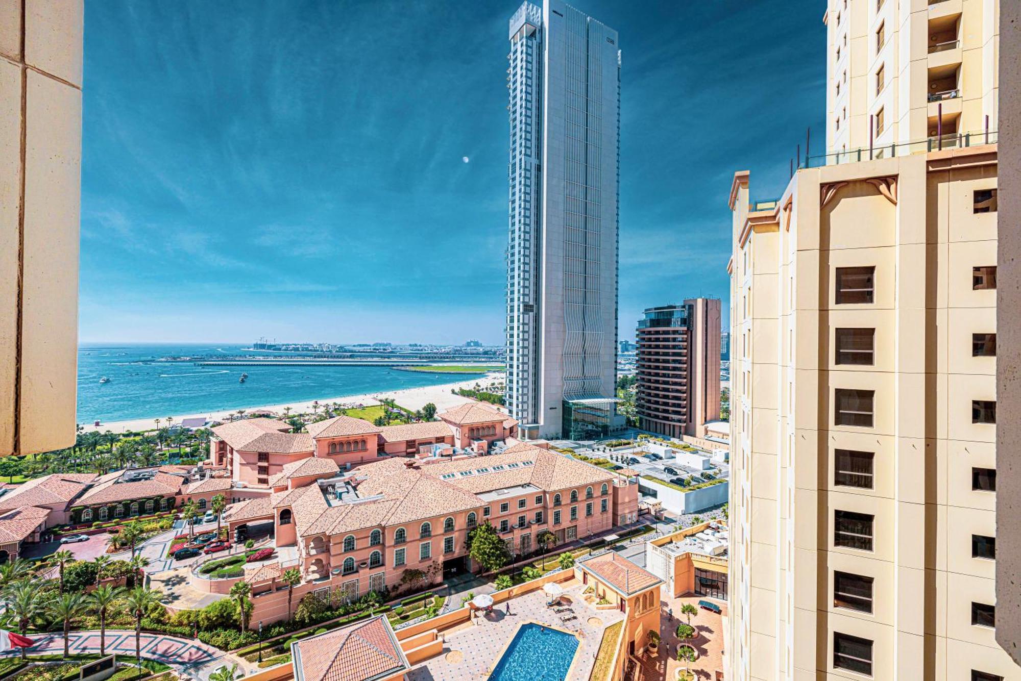 Sound Of The Waves In Jbr By Lagom * Dubái