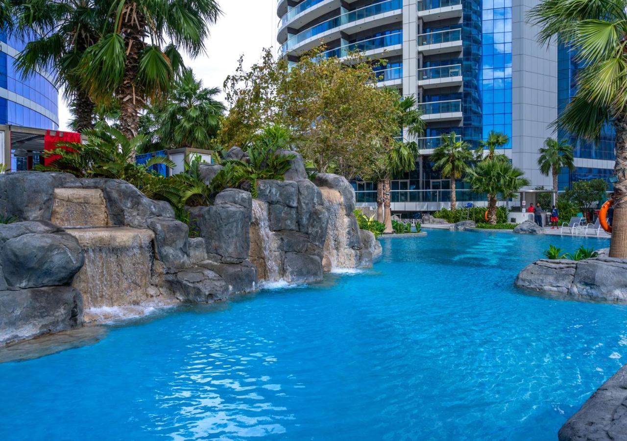 Savis Homes - 1br Ultimate Luxury And Glam Escape * Dubai
