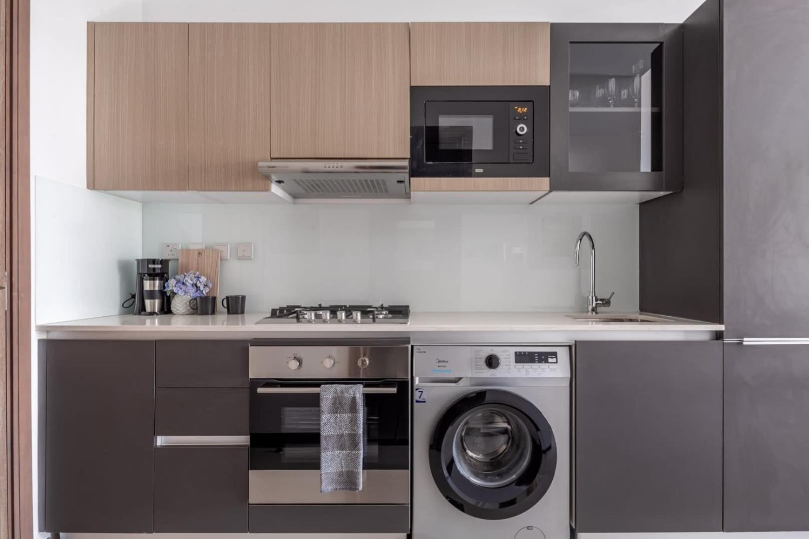 Frank Porter - Aria By Grovy Apartamento