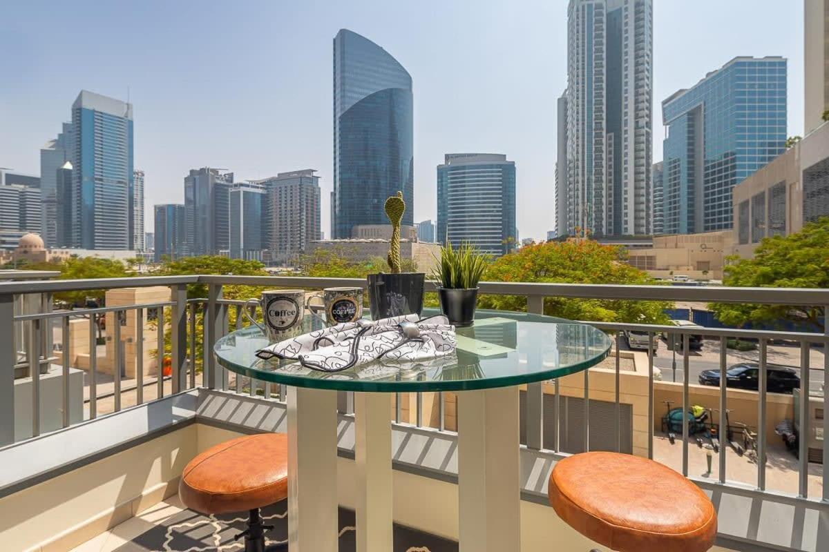 Frank Porter - Claren Tower Apartament Dubai