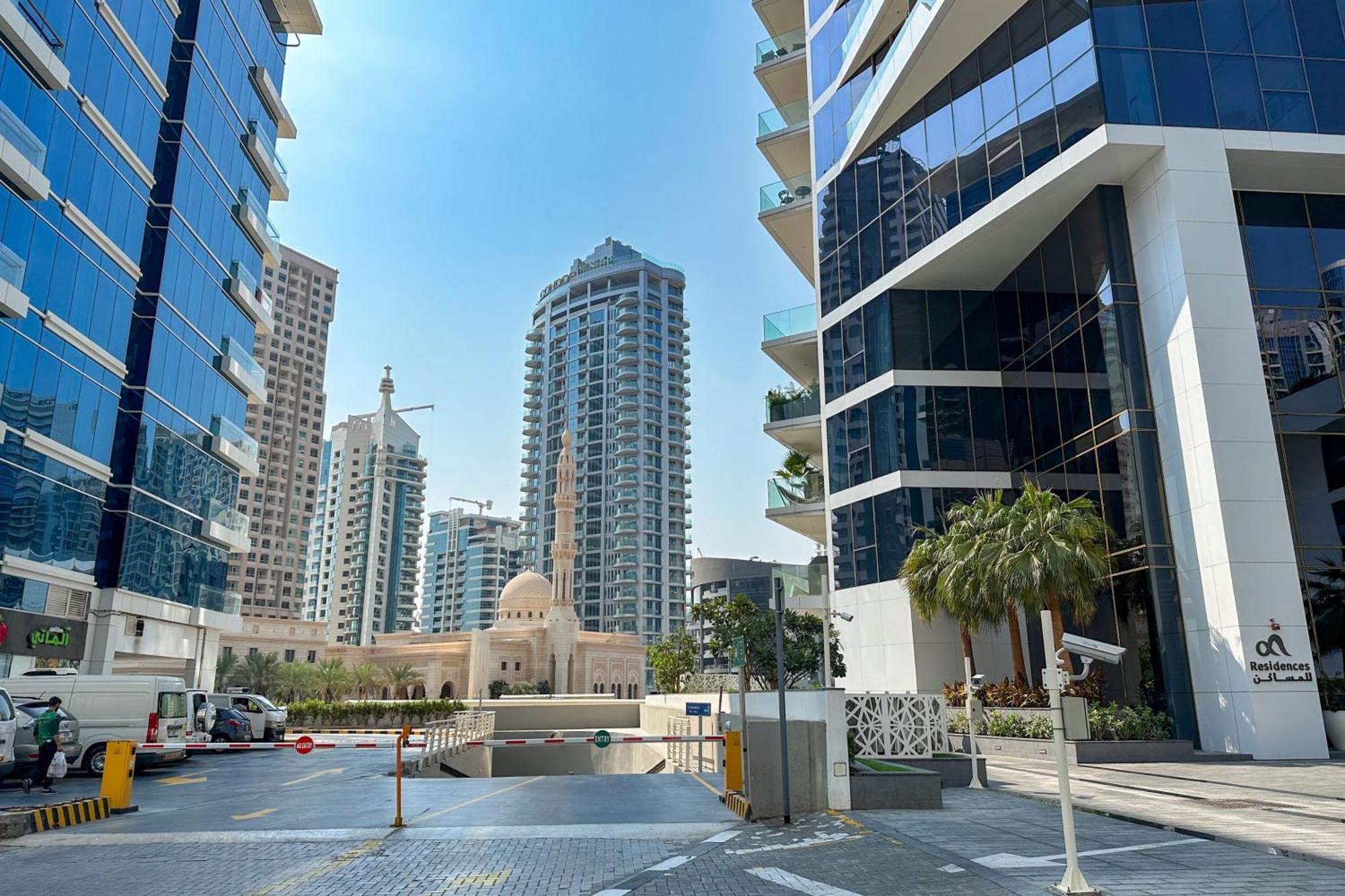 Luxury 1br In Marina Private Pool (adults Only) * Dubai