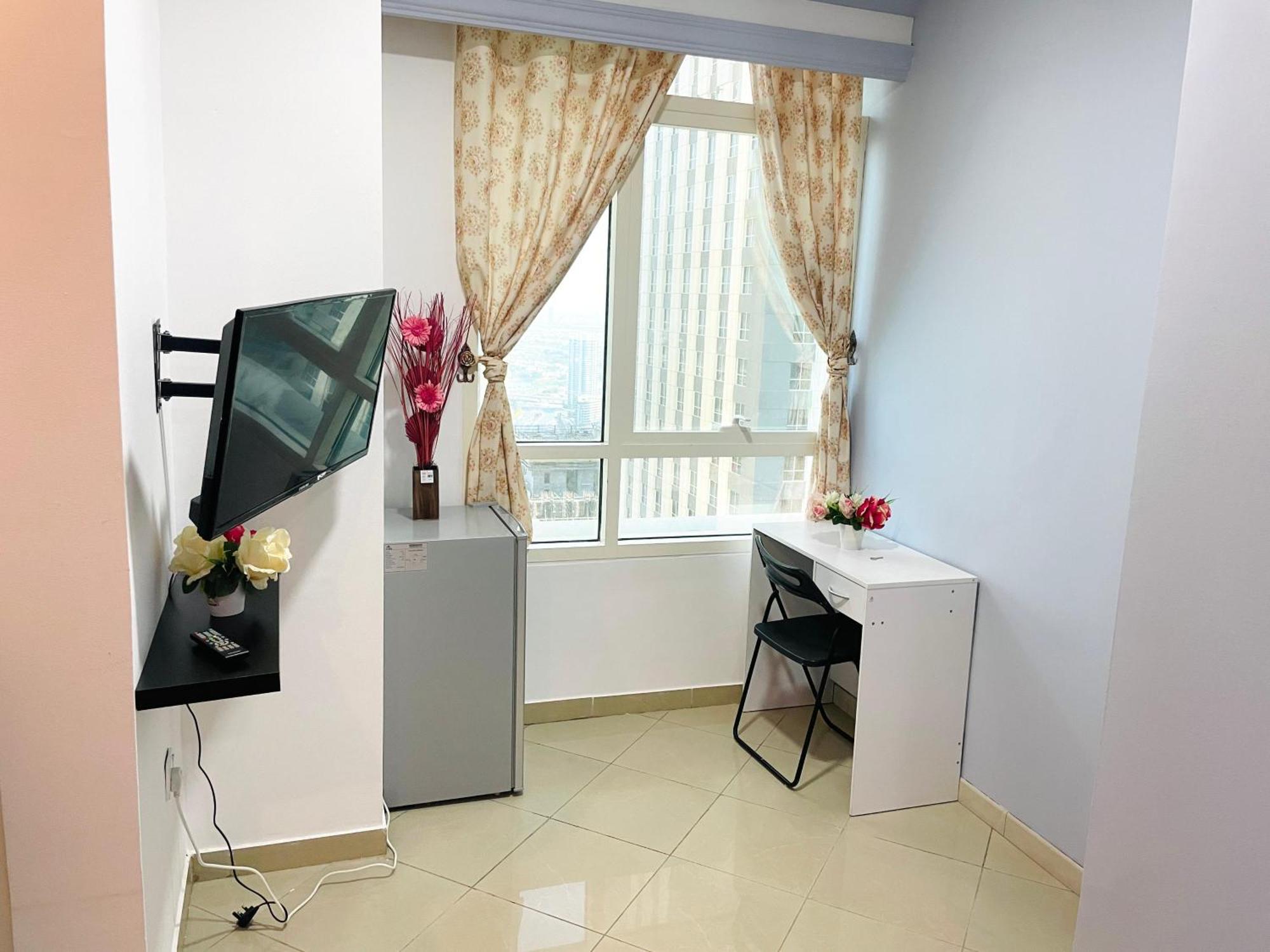 Apartamento Spacious For Girls In Marina فتيات فقط