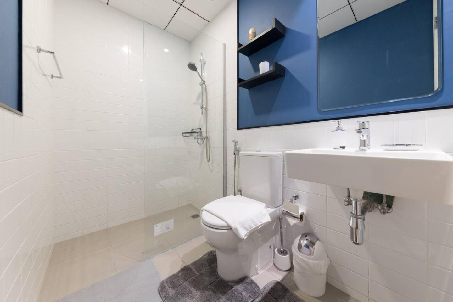 Comfortable 2bd Next To Metro & Mall