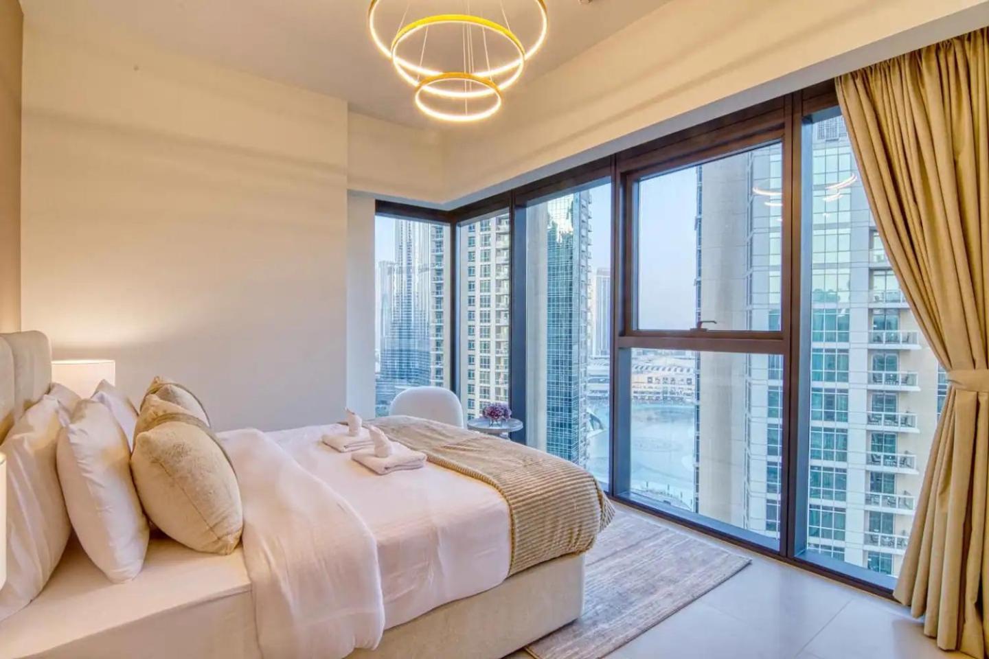 Appartement Spacious And Overlooking Burj & Fountains Dubaï