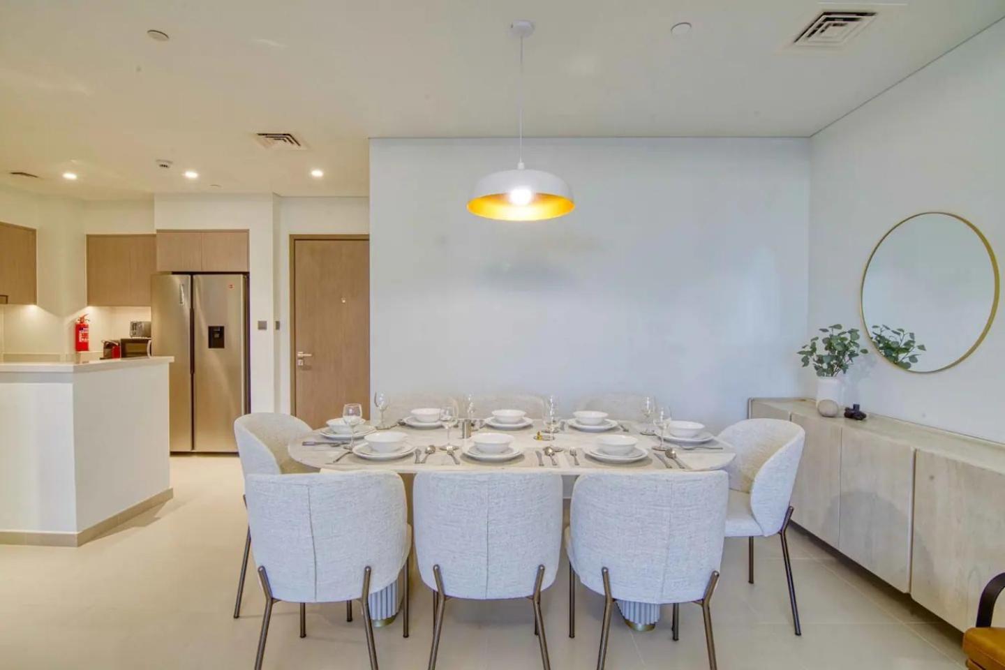 Spacious And Overlooking Burj & Fountains Dubaï