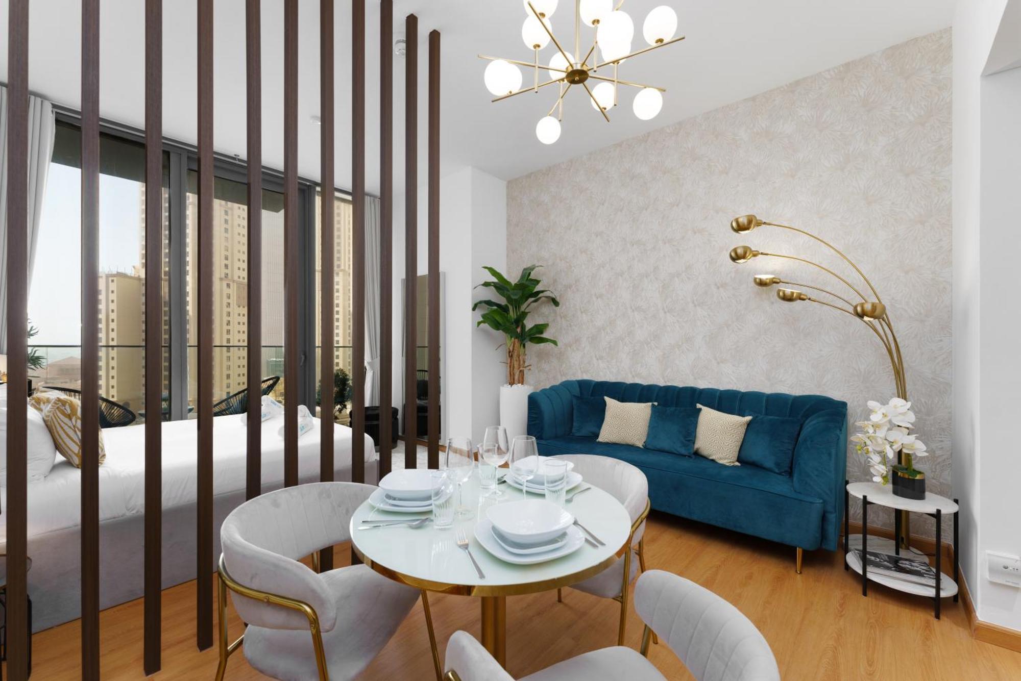 Appartement Luxury Living By The Marina In Liv