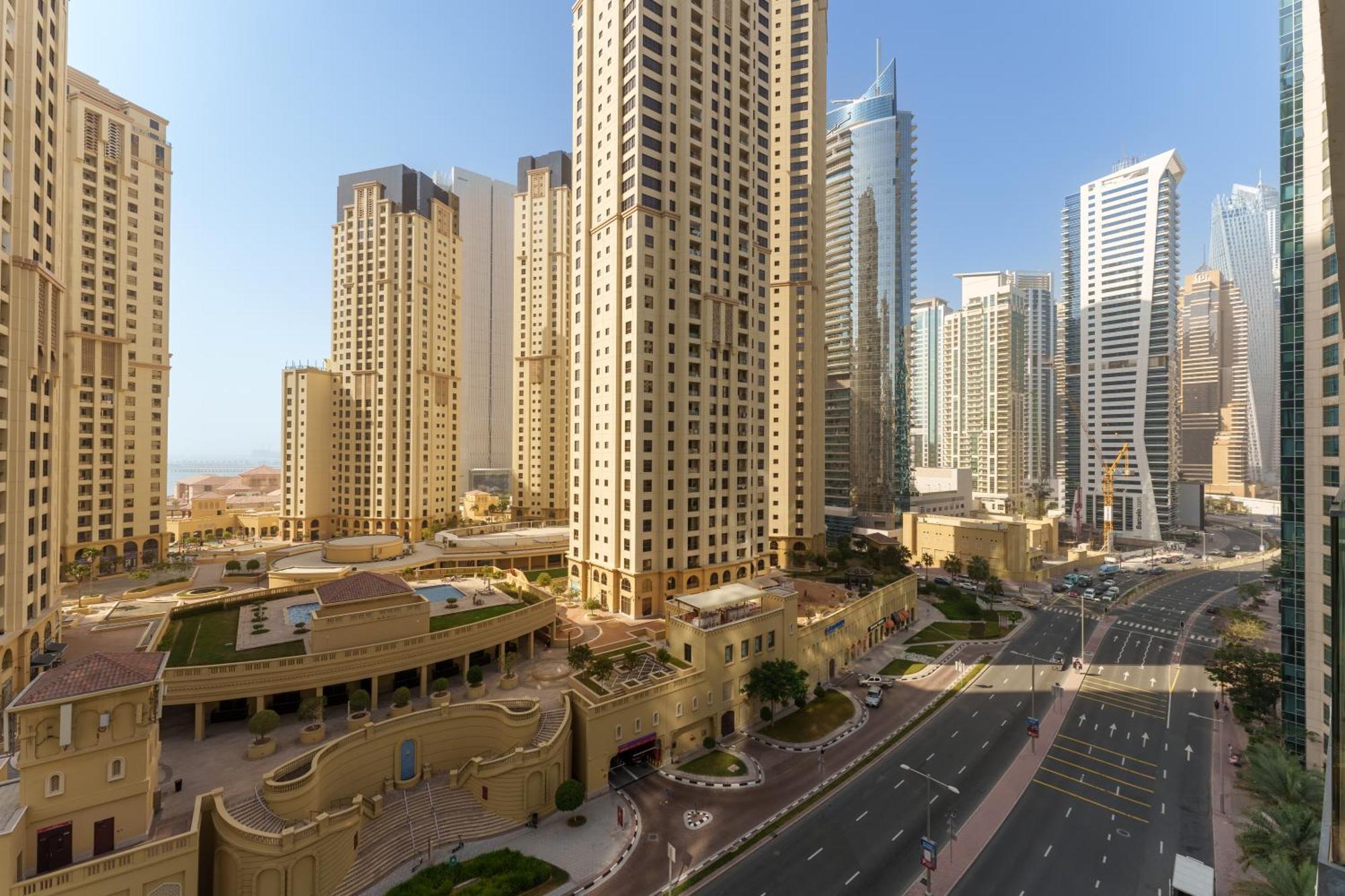 Appartement Luxury Living By The Marina In Liv *
