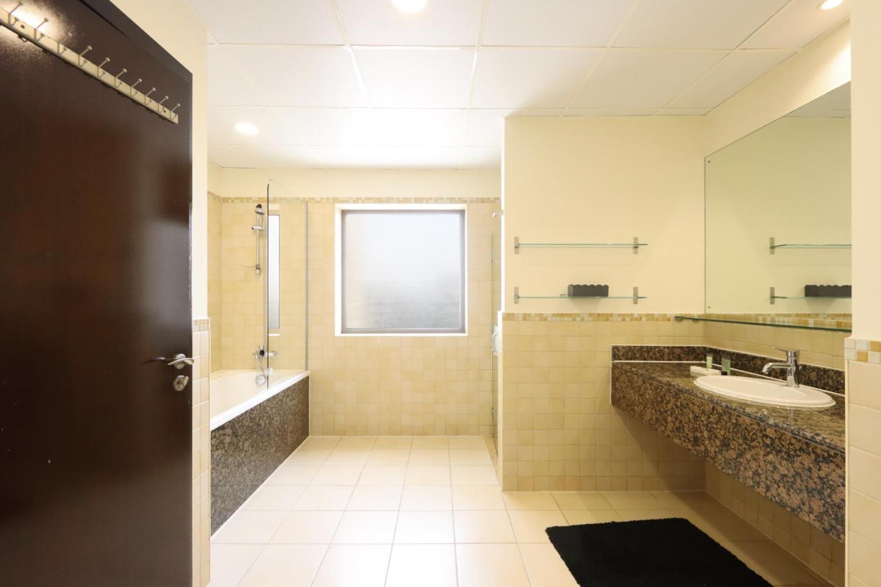 Jbr The Walk Rimal 5 Suites High Floor 3 Bedroom Apartamento Dubái