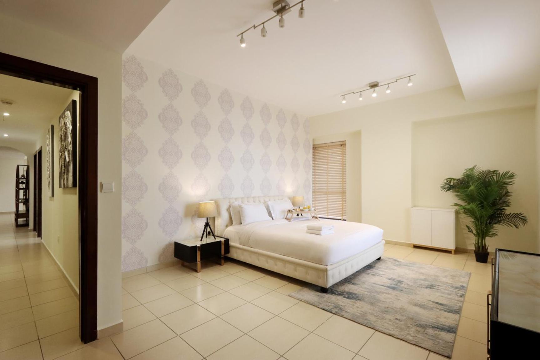 Apartamento Jbr The Walk Rimal 5 Suites High Floor 3 Bedroom Dubái