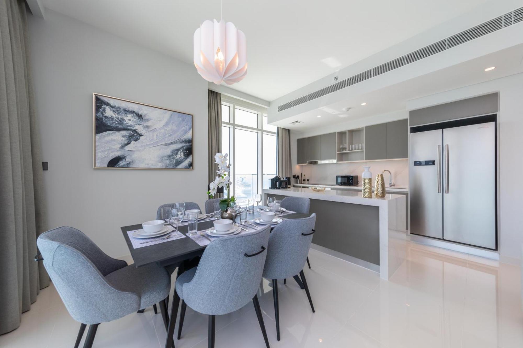Eden's Homes & - Sunrise Bay Emaar Beachfront Dubái