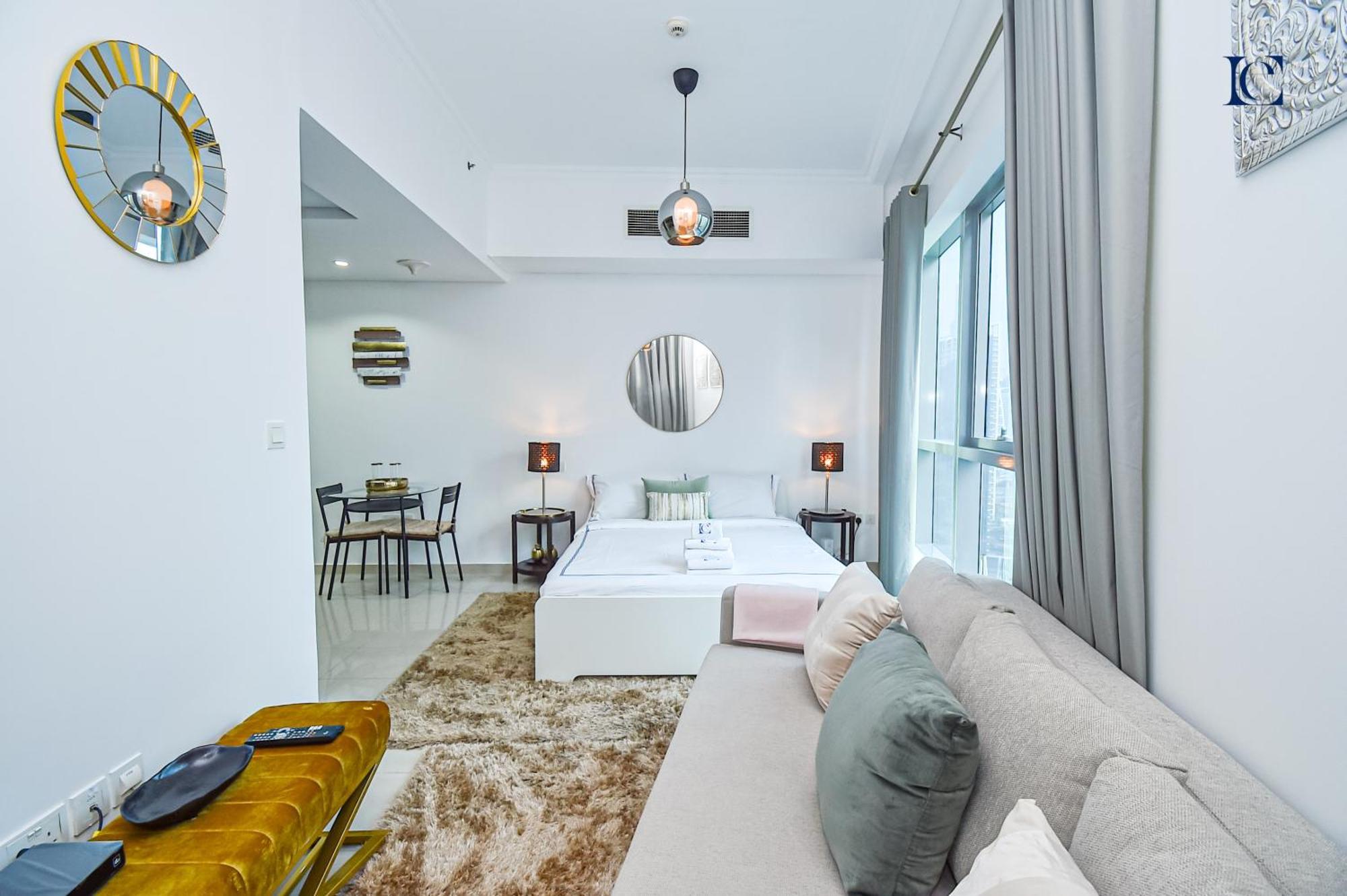 Luxury Escapes - Spacious With Balcony & Marina View - Bay Apartamento Dubái