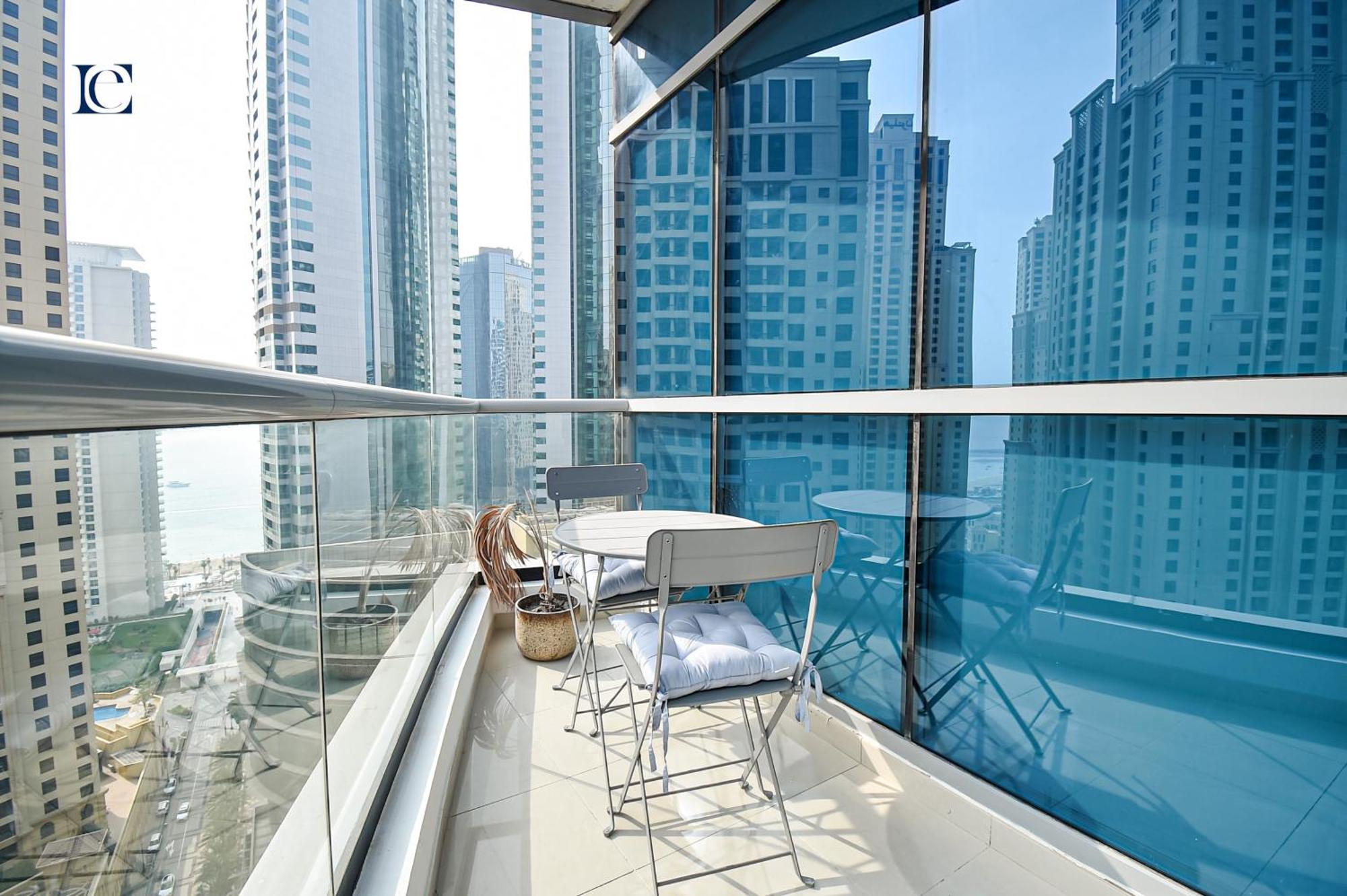 Apartamento Luxury Escapes - Spacious With Balcony & Marina View - Bay