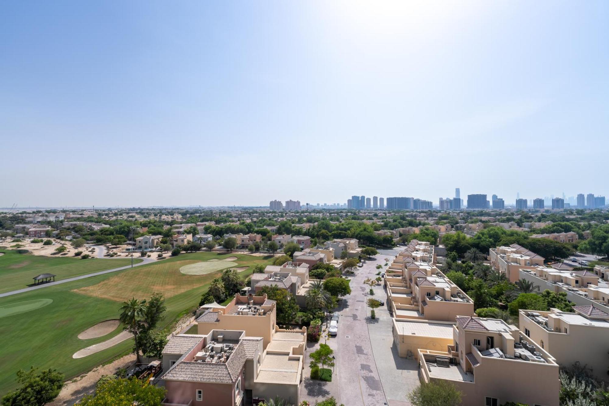 Elegant - Golf Views - Sports - Dubái