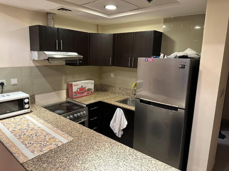 Appartement Studio In Sports City Low Price Dubai