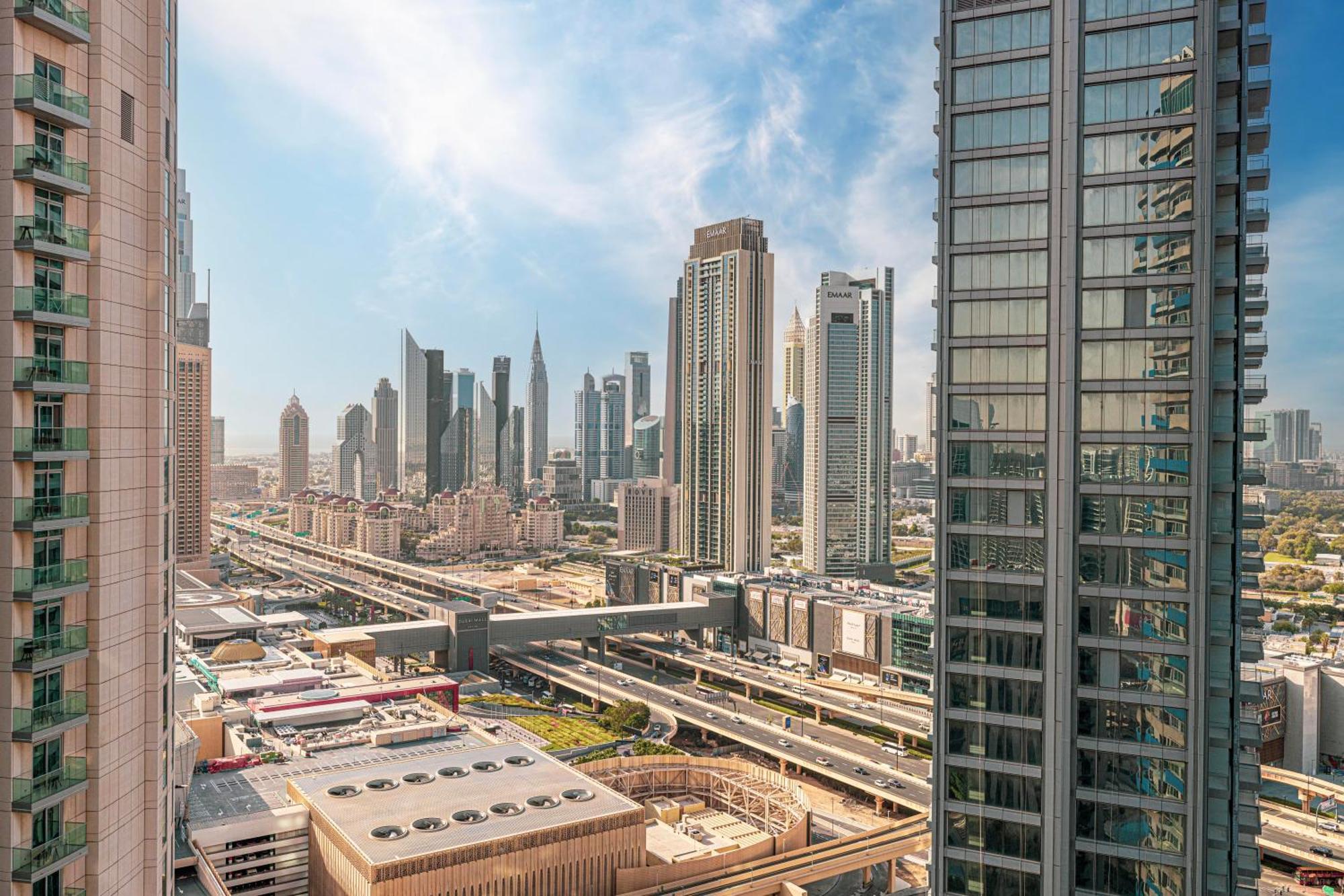 Apartemen 2 Minute Walk To Mall - 3 Bedroom Burj Khalifa View With Pool And *